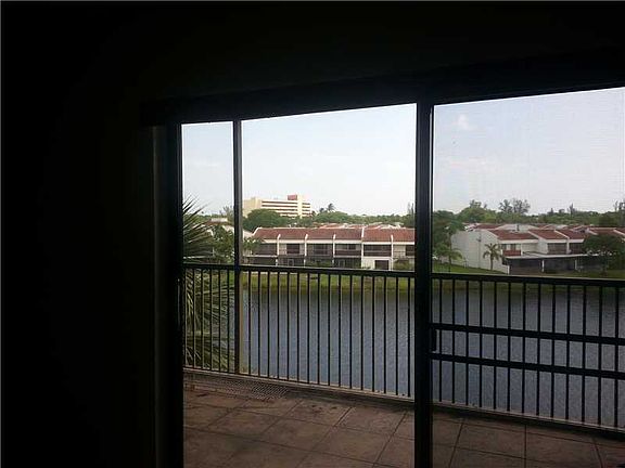 2nd image of 6575 W Oakland Park Blvd APT 408