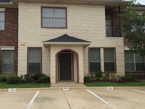 2nd image of 335 Forest Dr #335