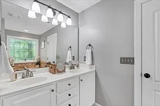 104 Cedar Ln — Photo 51