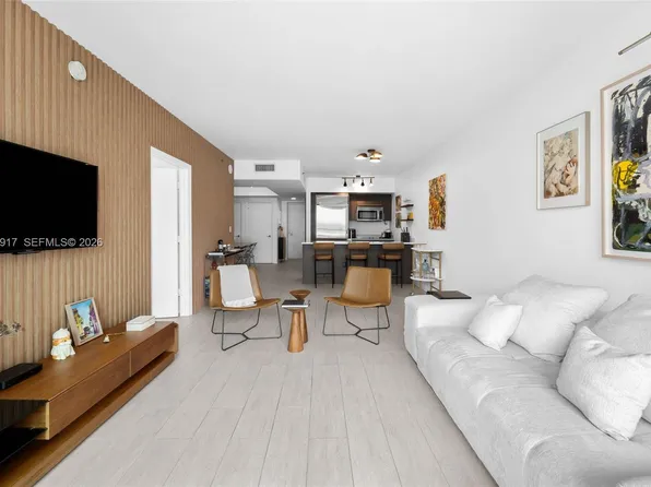 55 SE 6th St APT 2600, Miami, FL 33131