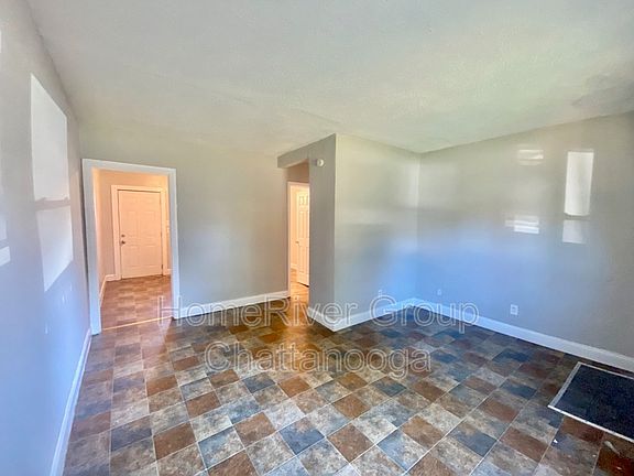 4th image of 5111 Sunbeam Ave