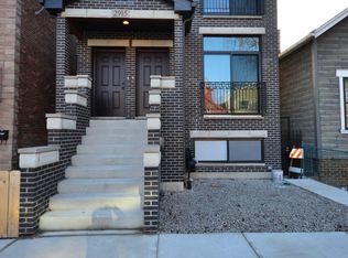 2915 S Princeton Ave #2F, Chicago, IL 60616