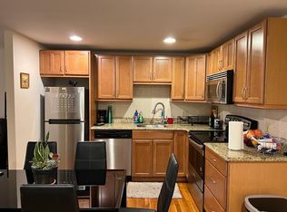 95 Clifton St APT 301, Malden, MA 02148
