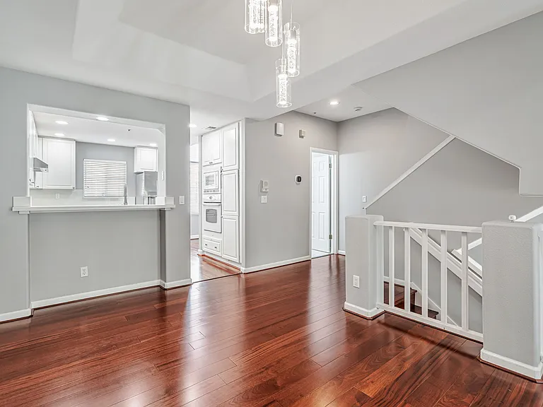 1103 Emerald Bay Ln — Photo 13