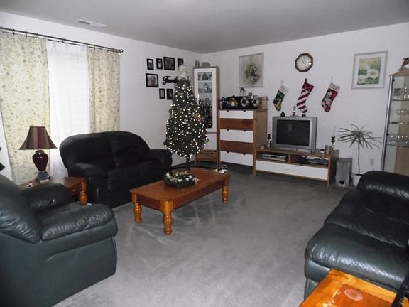 4th image of 14826 100th Ave SE
