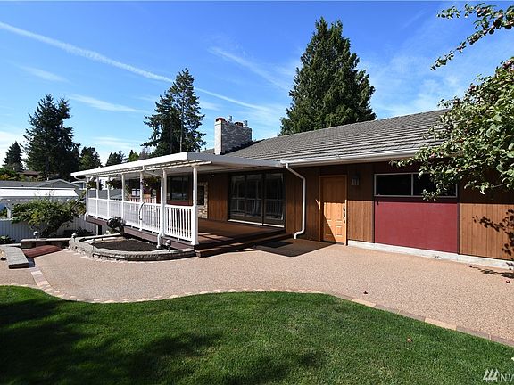 2nd image of 1016 Corona Dr