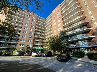 91 Strawberry Hill Ave APT 223, Stamford, CT