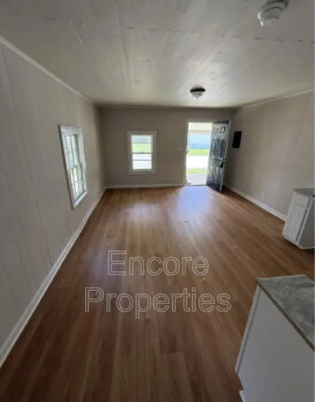 1 bed, 1.0 bath, 600 sqft, $800 — Photo 3