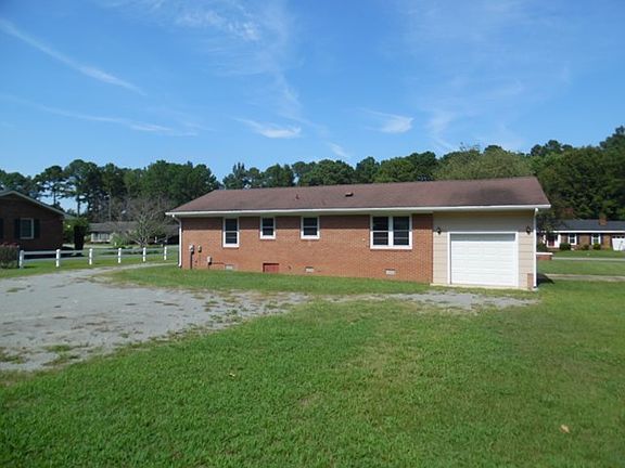 2nd image of 112 Pony Dr NW