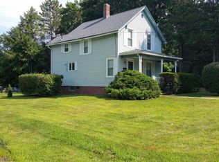 215 Northampton Rd, Amherst, MA 01002