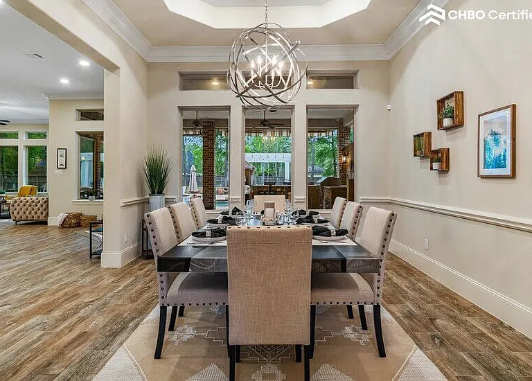 Formal dining with elegant lighting