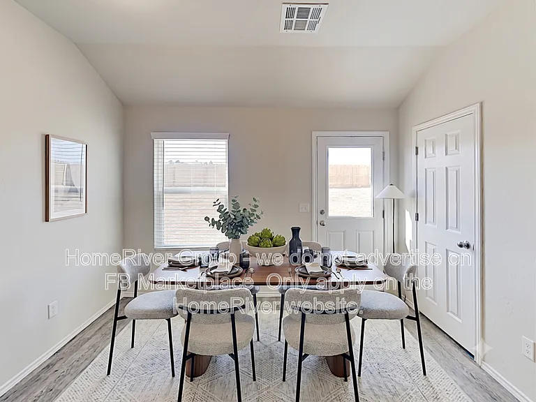 221 Karlee Ln — Photo 4
