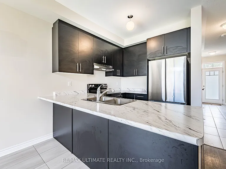 5 Albany St — Photo 16