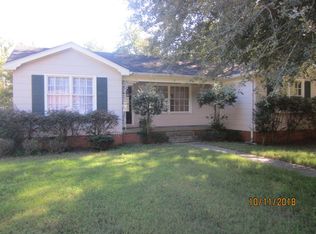 601 Cherokee Rd, Greenwood, MS 38930