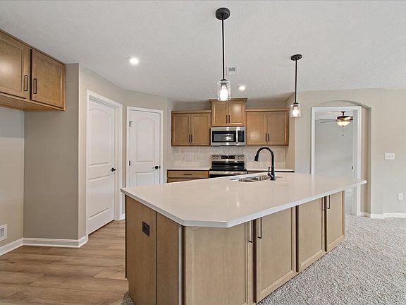3rd image of 4708 Bentwood Hills Dr #6-104