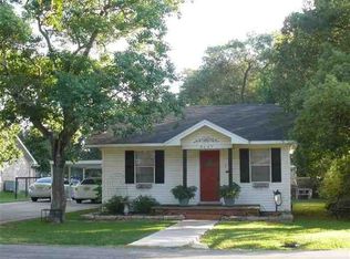 4649 Gulf Ave, Groves, TX 77619