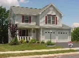 122 Lakeside Dr, Lewisberry, PA 17339