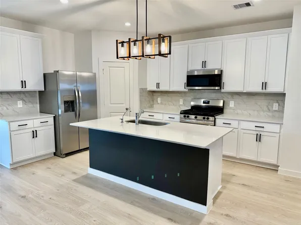 30406 Canterbury Fields Dr, Fulshear, TX 77441