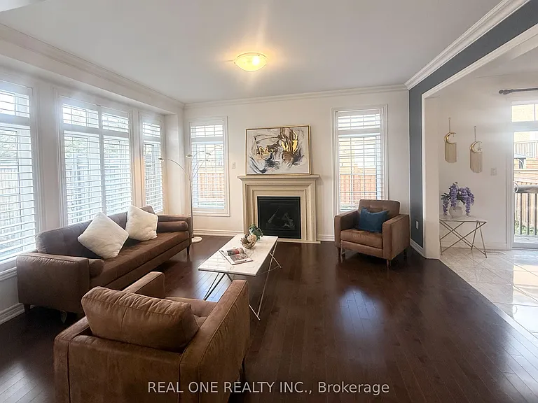 39 Mowder Dr — Photo 5