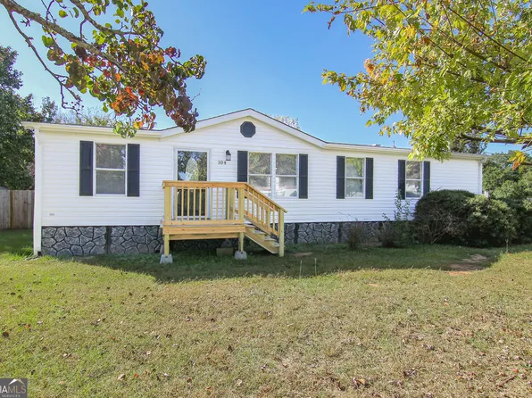 104 Bayberry Dr, Byron, GA 31008