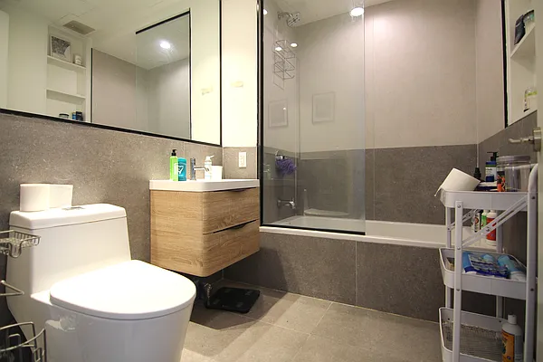 Rented by Nooklyn NYC LLC | media 20