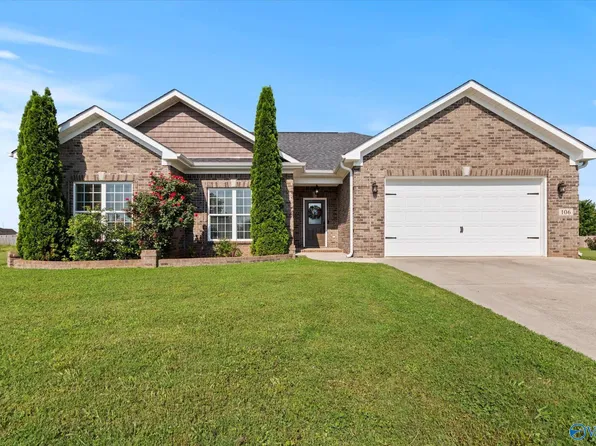 106 Sugarberry Trl, Hazel Green, AL 35750