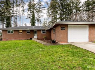 1562 NE 6th Ave, Oak Harbor, WA