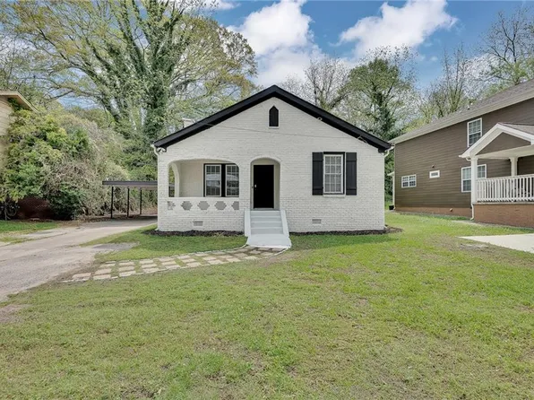 2300 Dauphine St, East Pt, GA 30344