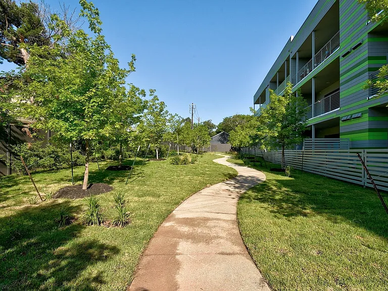 4004 Banister Ln #211 — Photo 17