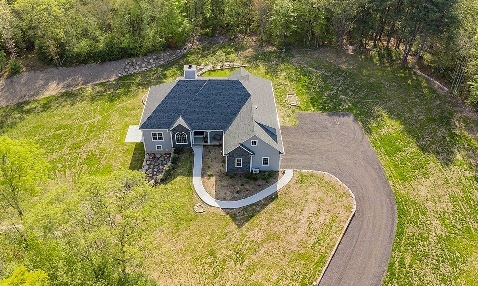 26 Burt St, Berkley, MA 02779 Zillow