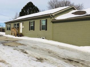 1404 4th St SW, Minot, ND 58701