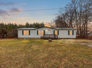 9300 E Hillis Rd, Vestaburg, MI 48891