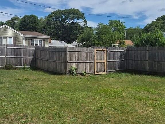 4th image of 12 Grant St