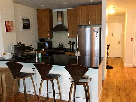 Rented by Skygroup Realty | media 83