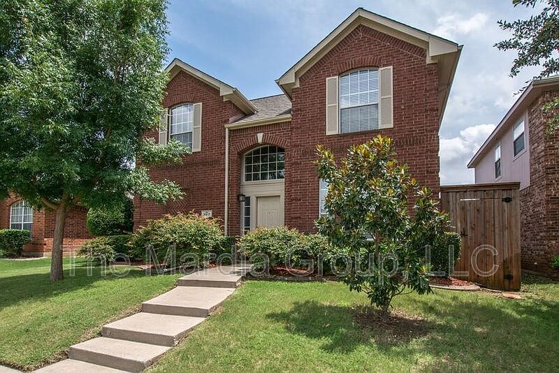 1st image of 3917 Creek Hollow Way
