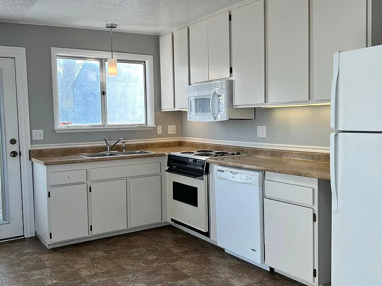 998 S Owyhee St — Photo 13
