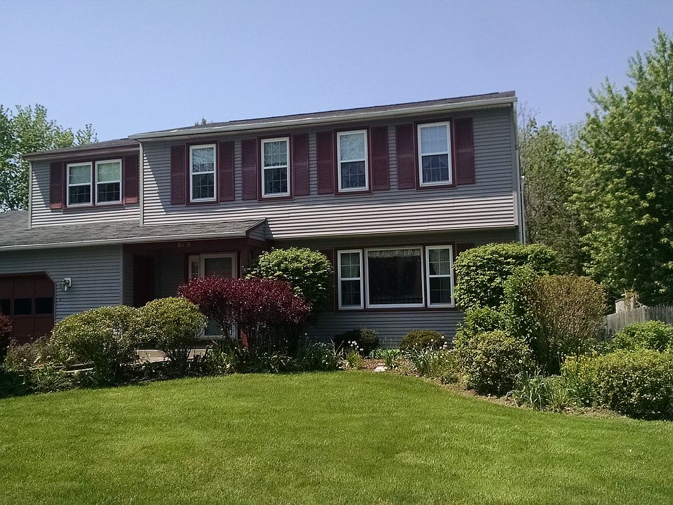 1st image of 8039 Spruce Hill Dr