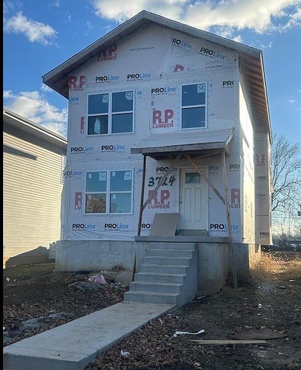 1st image of 3722 Hebert St