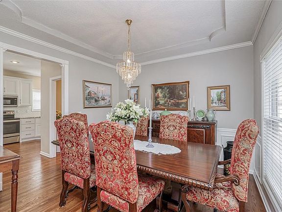 5th image of 5812 NE Diamond Ct