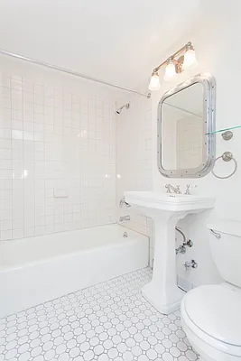 Rented by Mirador Real Estate | media 16