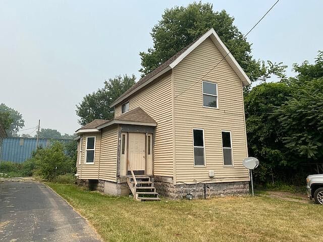 1st image of 153 3rd St