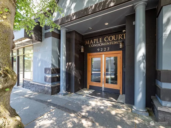 9222 Roosevelt Way NE #303, Seattle, WA 98115