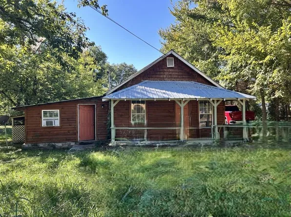 207 Brewer Ave, Mountain View, AR 72560