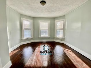 9 Warren Pl #1, New Haven, CT 06511