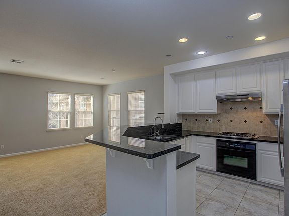 3rd image of 712 Adeline Ave