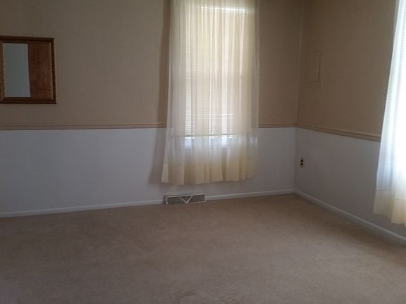 4th image of 294 S Wallins Ave