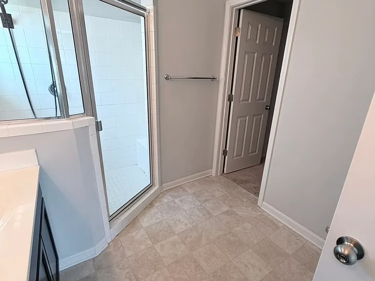 1018 Autumn Crest Ln — Photo 11