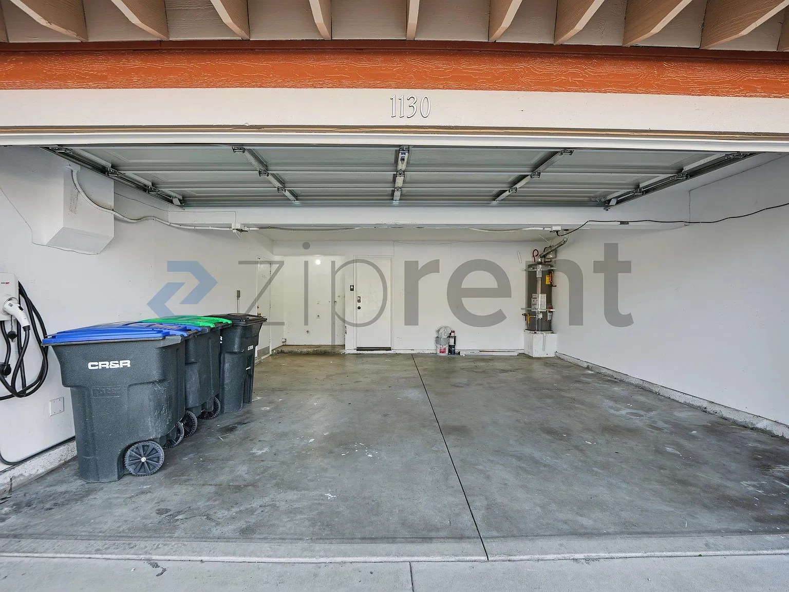 4 bed, 1799 sqft, $3,200 — Photo 4