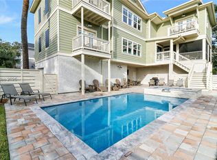 30 Dune Ln, Hilton Head Island, SC 29928