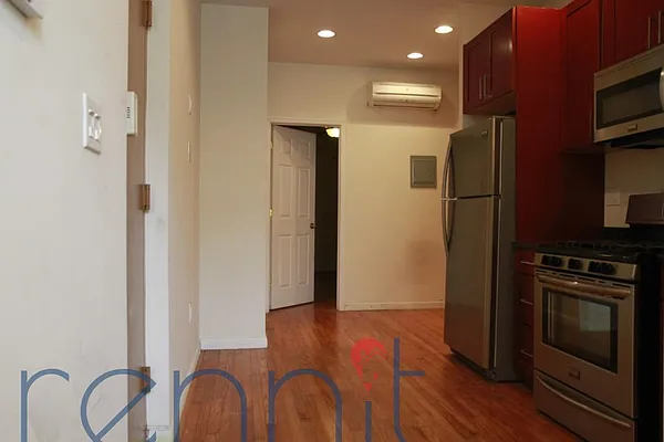 Rented by Rennit Inc. | media 3